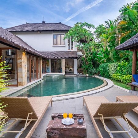 Villa Aveli Seminyak By Best Deals Asia Hospitality Extérieur photo